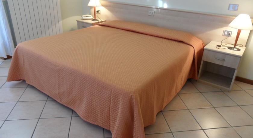 Casa Vacanze Touring Verbania Eksteriør bilde